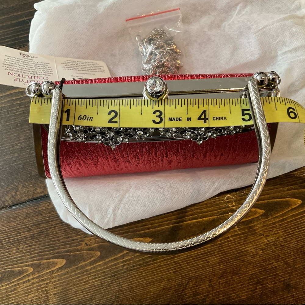 Red Evening Bag - Picture 13 of 13